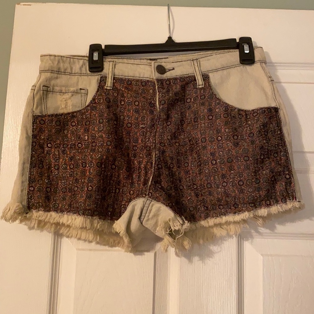 BDG size 29w shirts with retro front